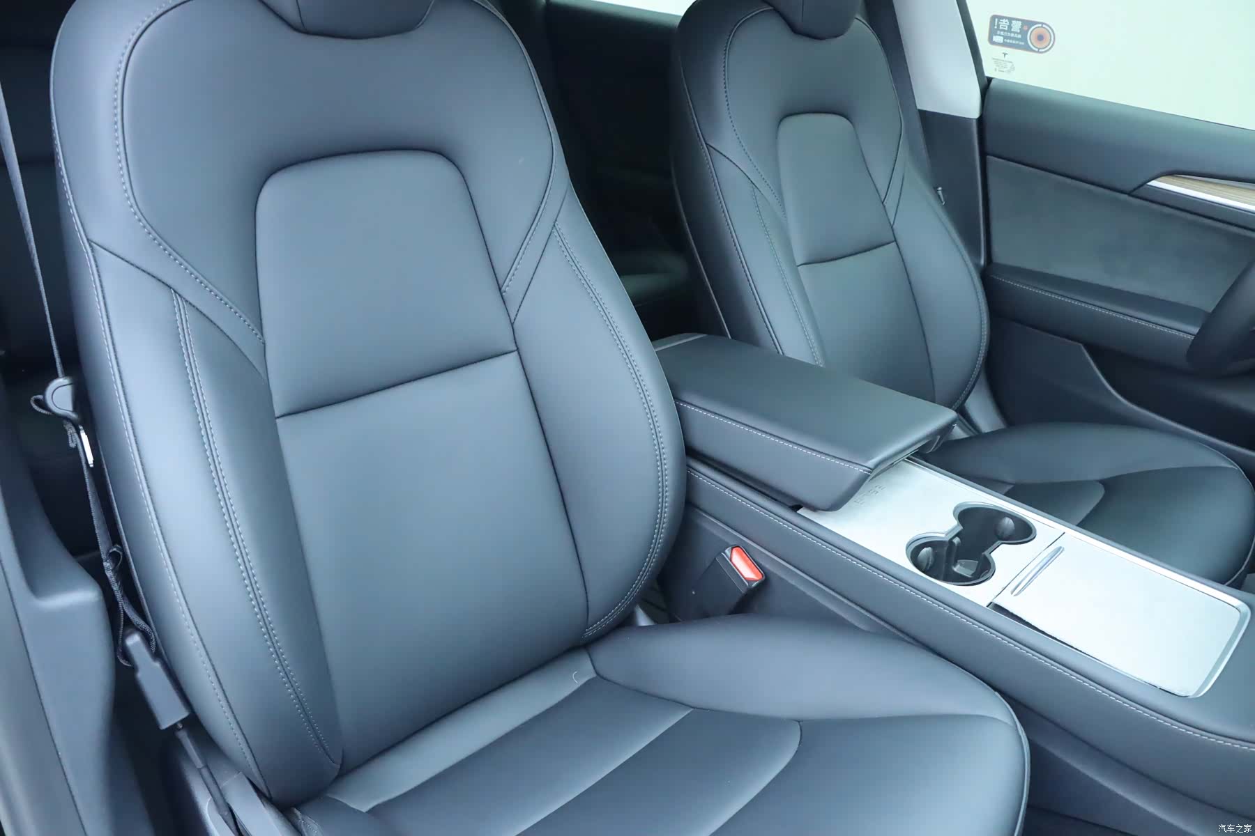 Tesla Model 3, 2023 10
