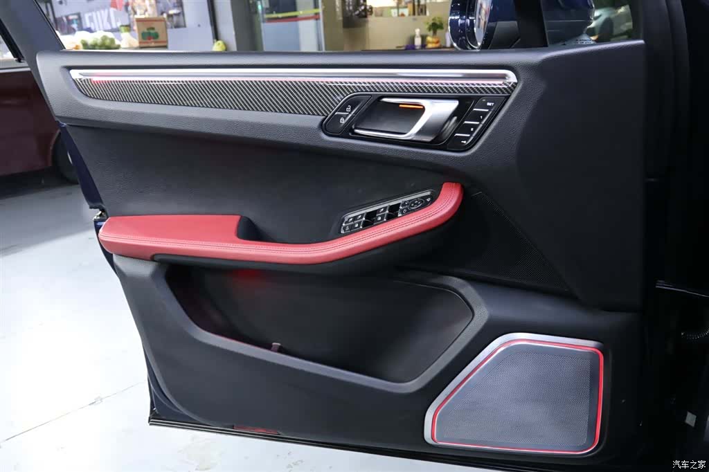 Porsche Macan, 2020 10