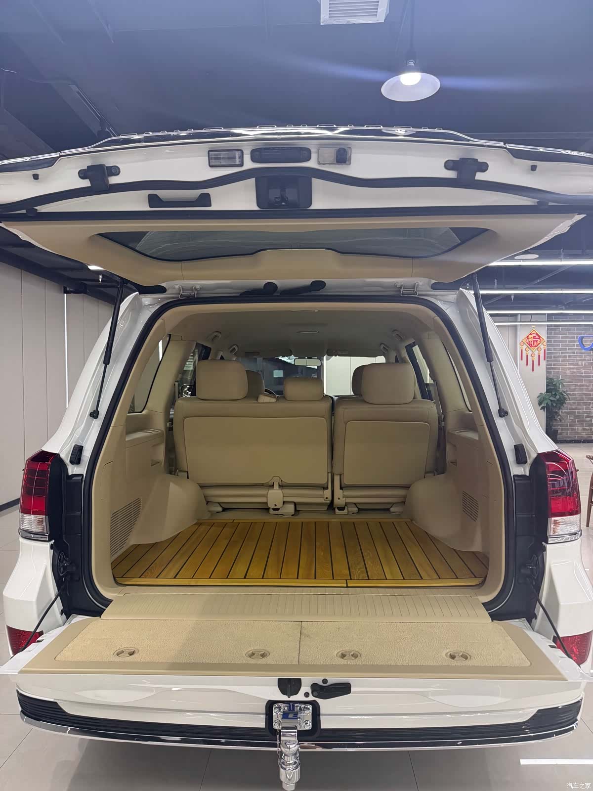 Toyota Land Cruiser, 2017 12