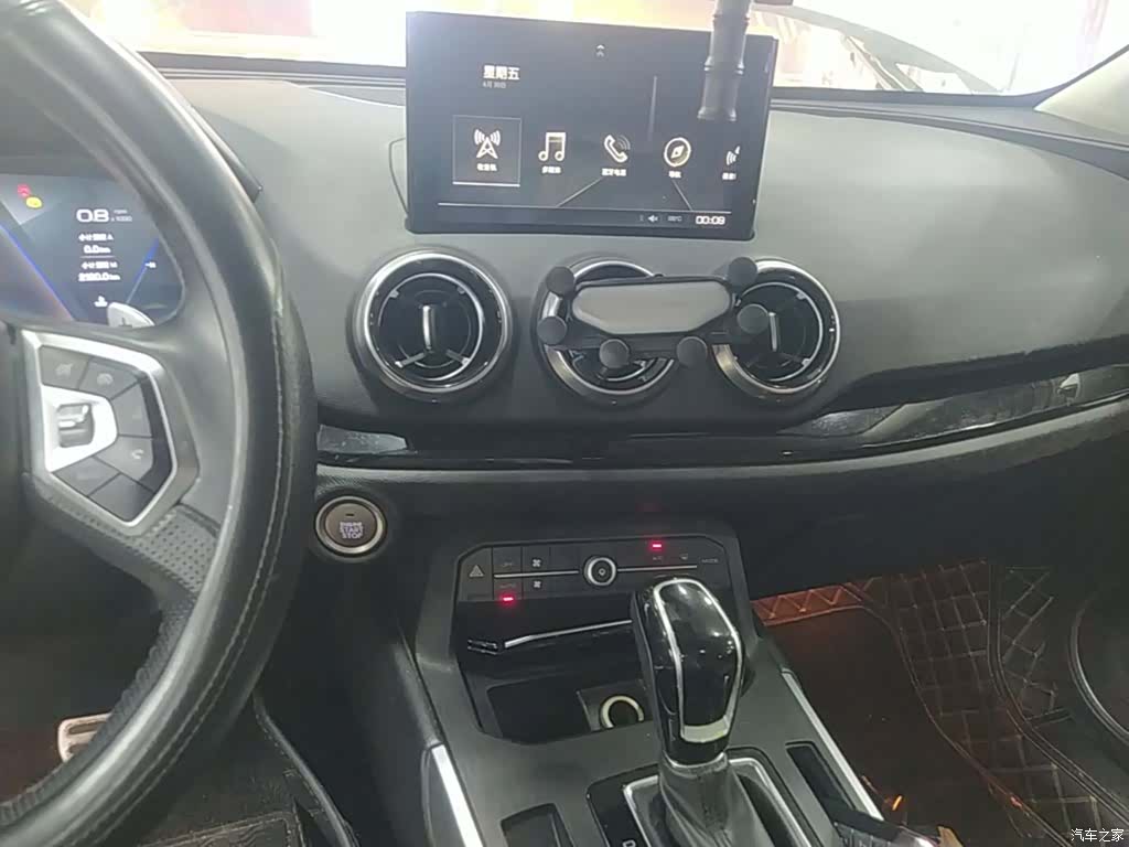 WEY VV5, 2018 13