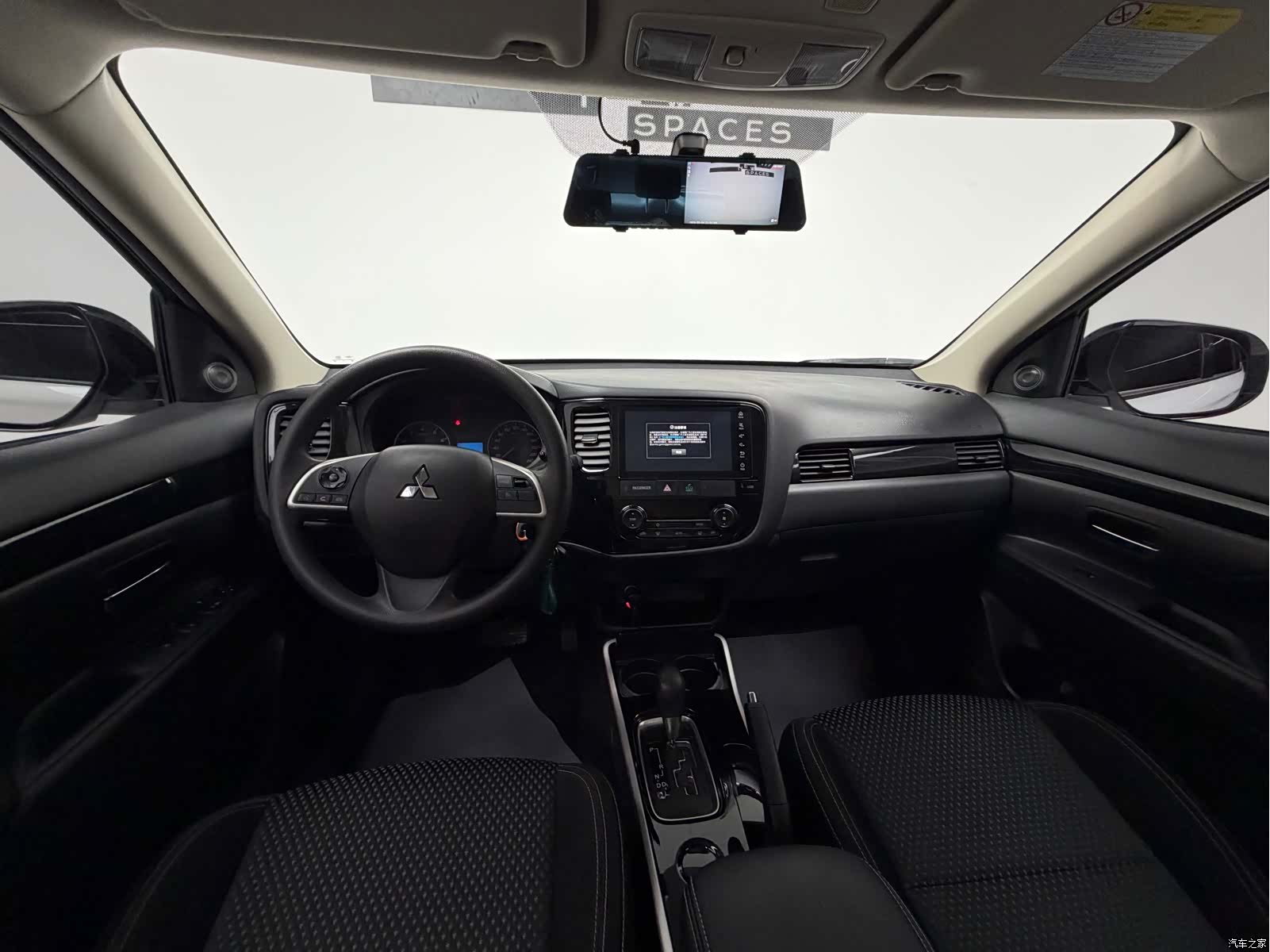 Mitsubishi Outlander, 2021 13