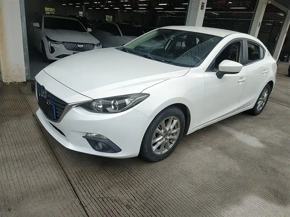 Mazda 3 Angkesaila
