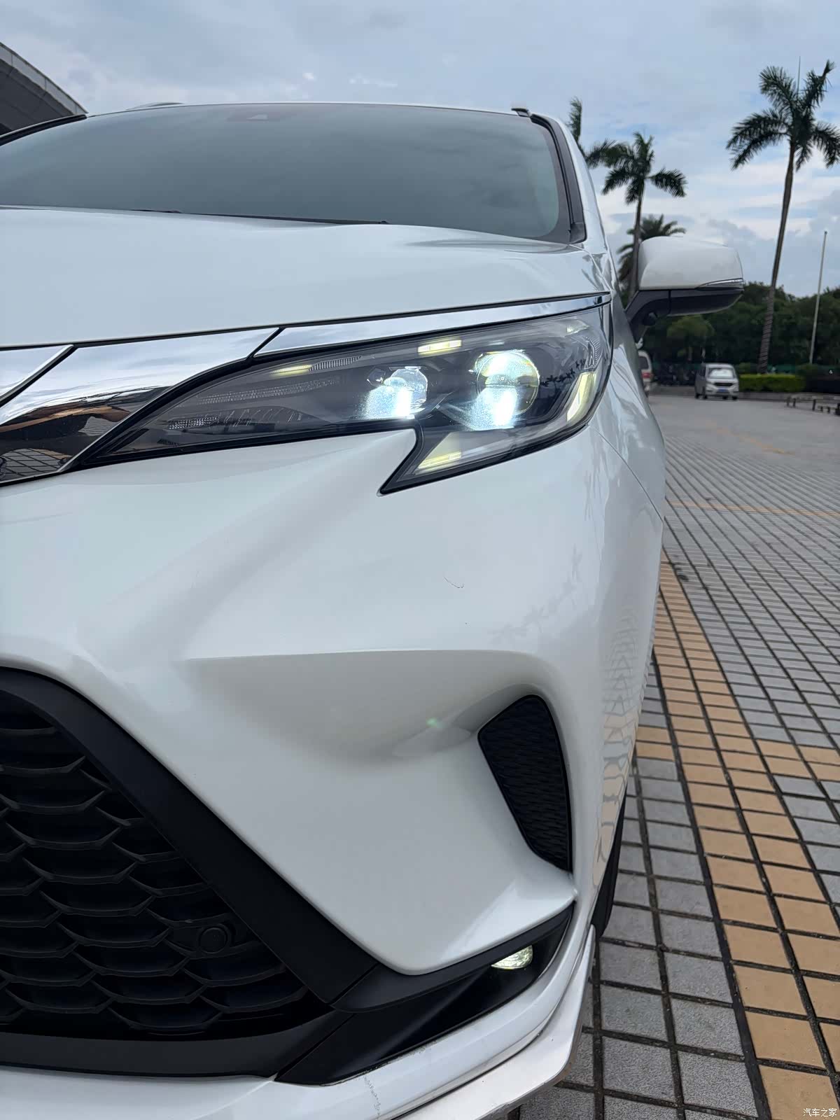 Toyota Granvia, 2024 26
