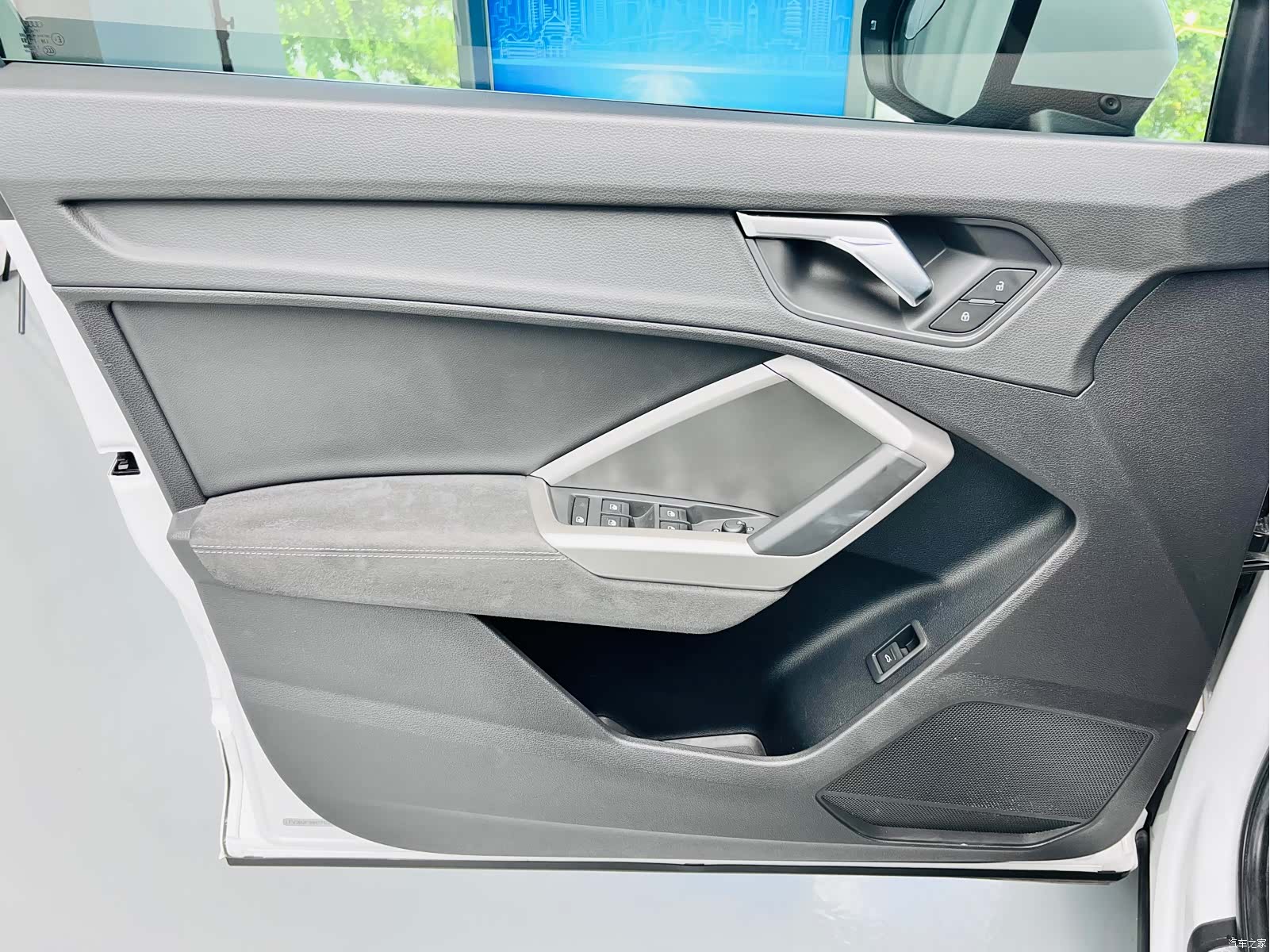Audi Q3, 2023 11