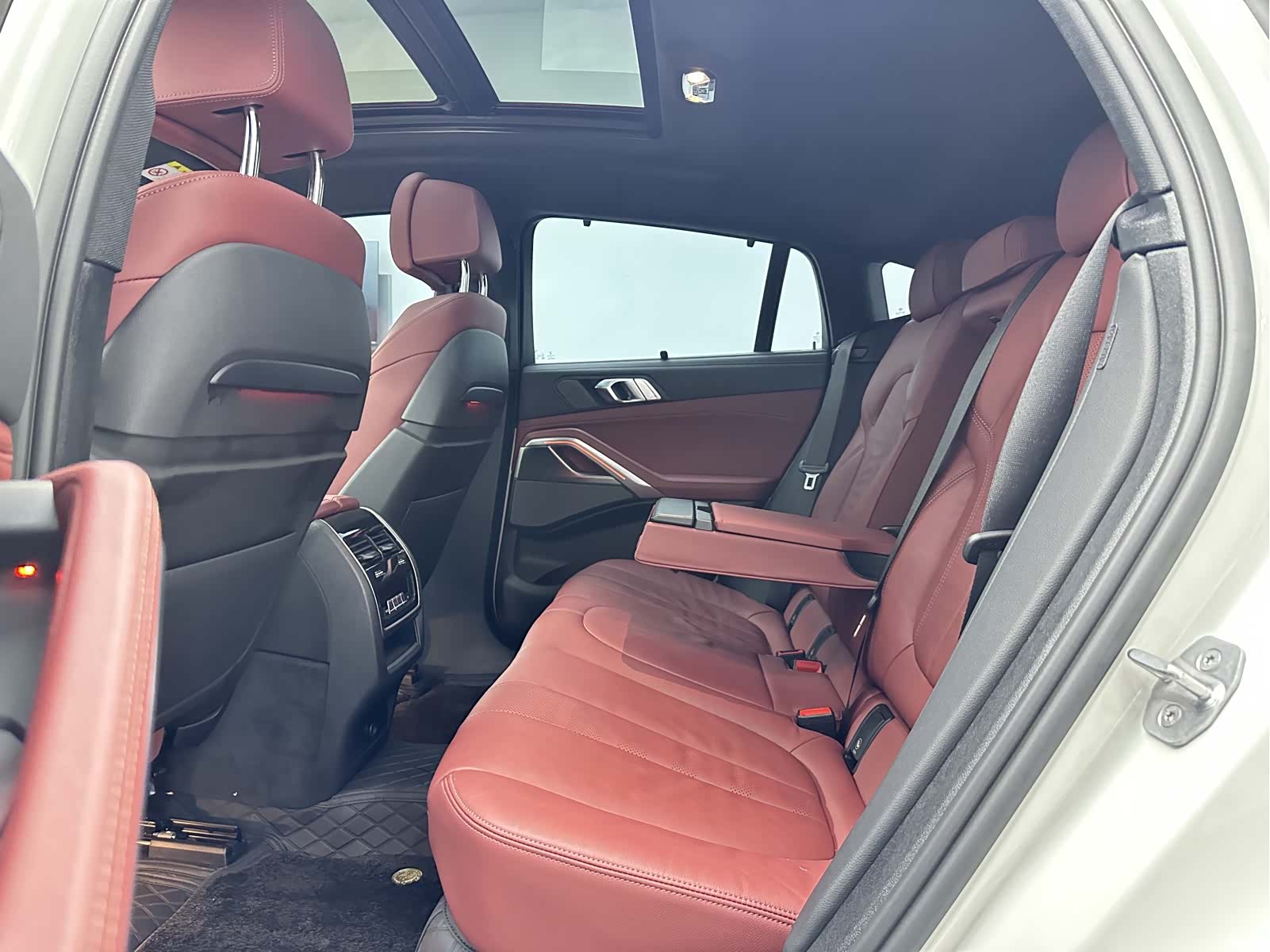BMW X6, 2023 11