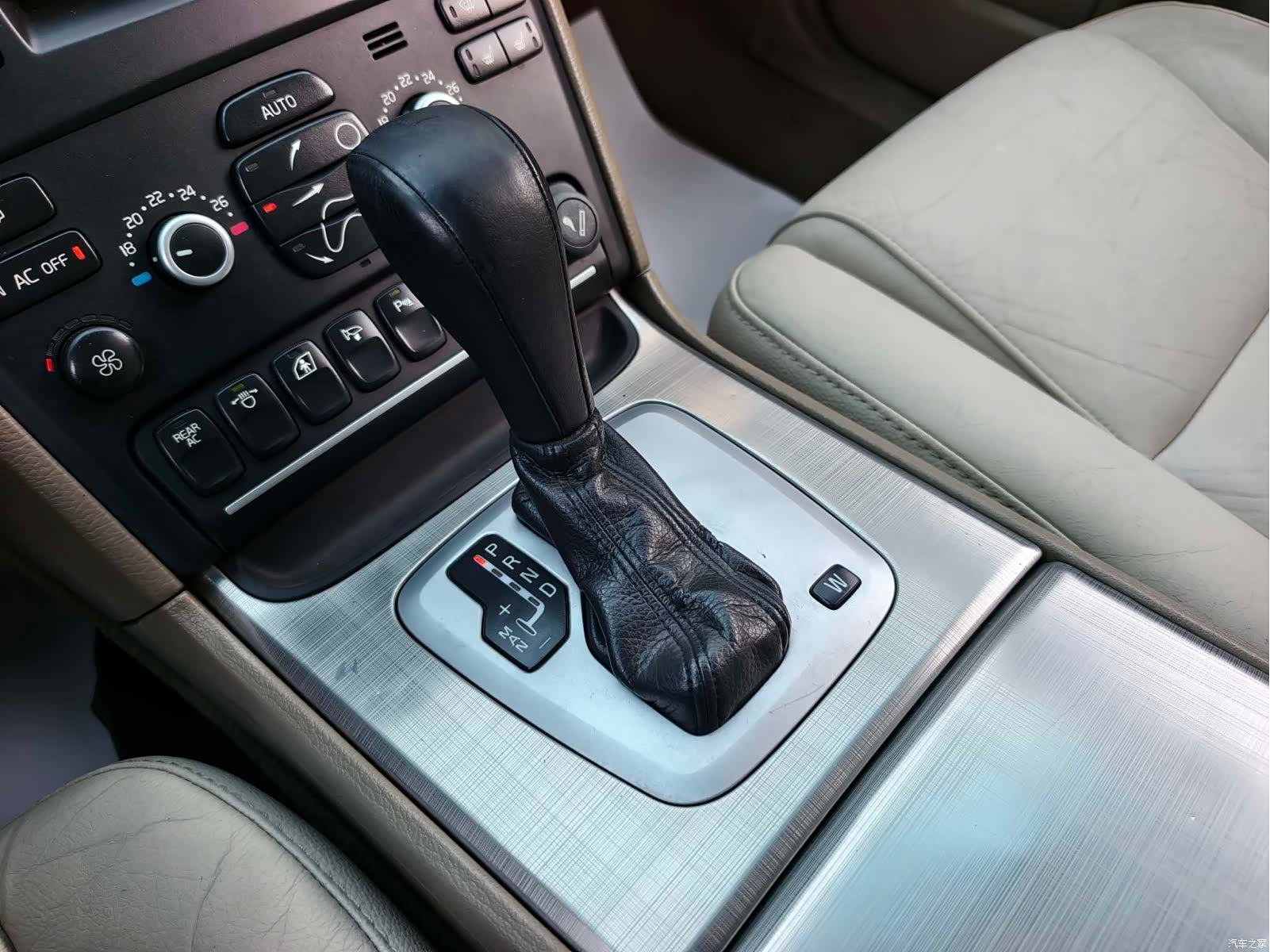Volvo XC90, 2012 9