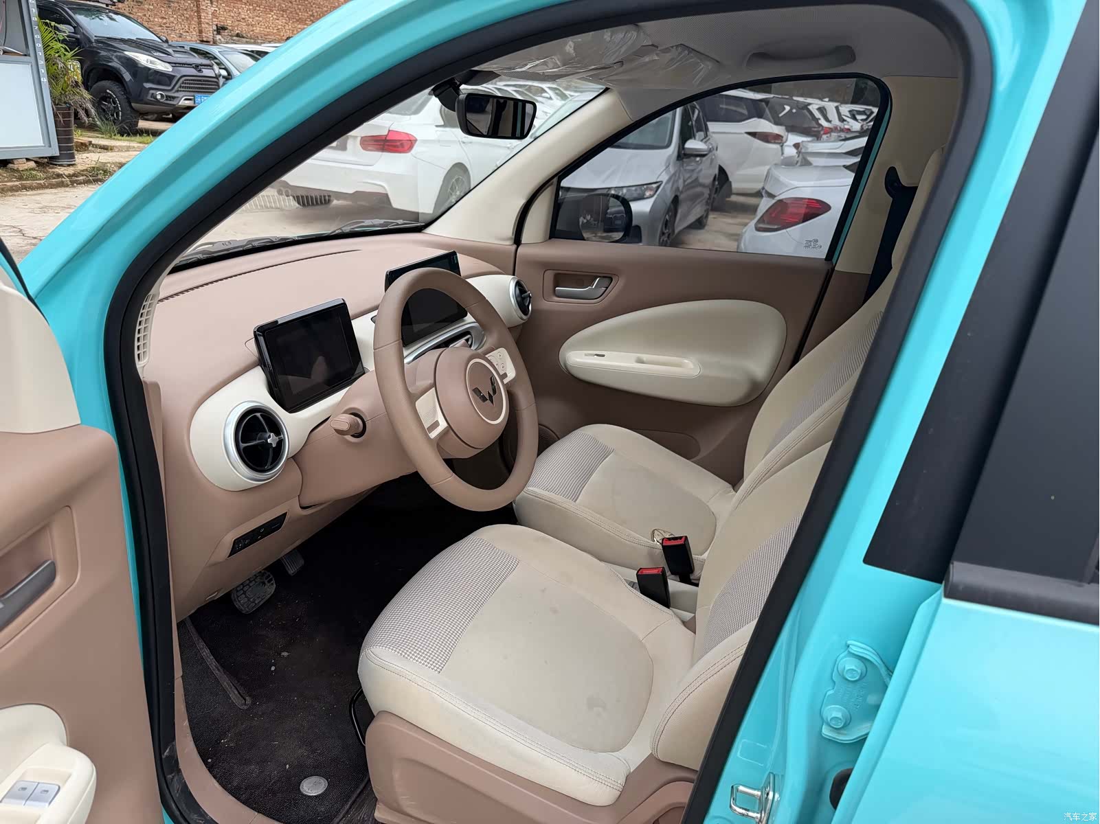 Wuling MINIEV, 2025 8