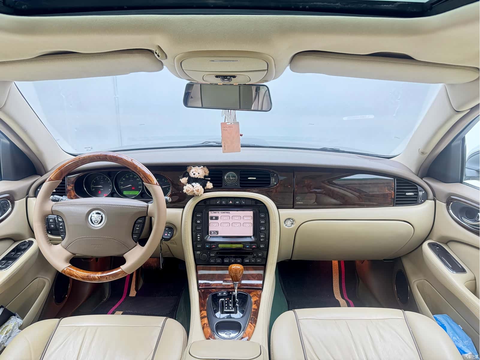 Jaguar XJ, 2009 11