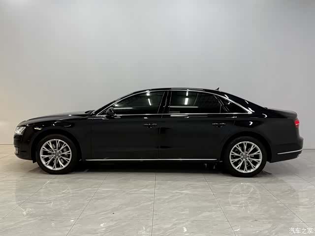 Audi A8L, 2016 4