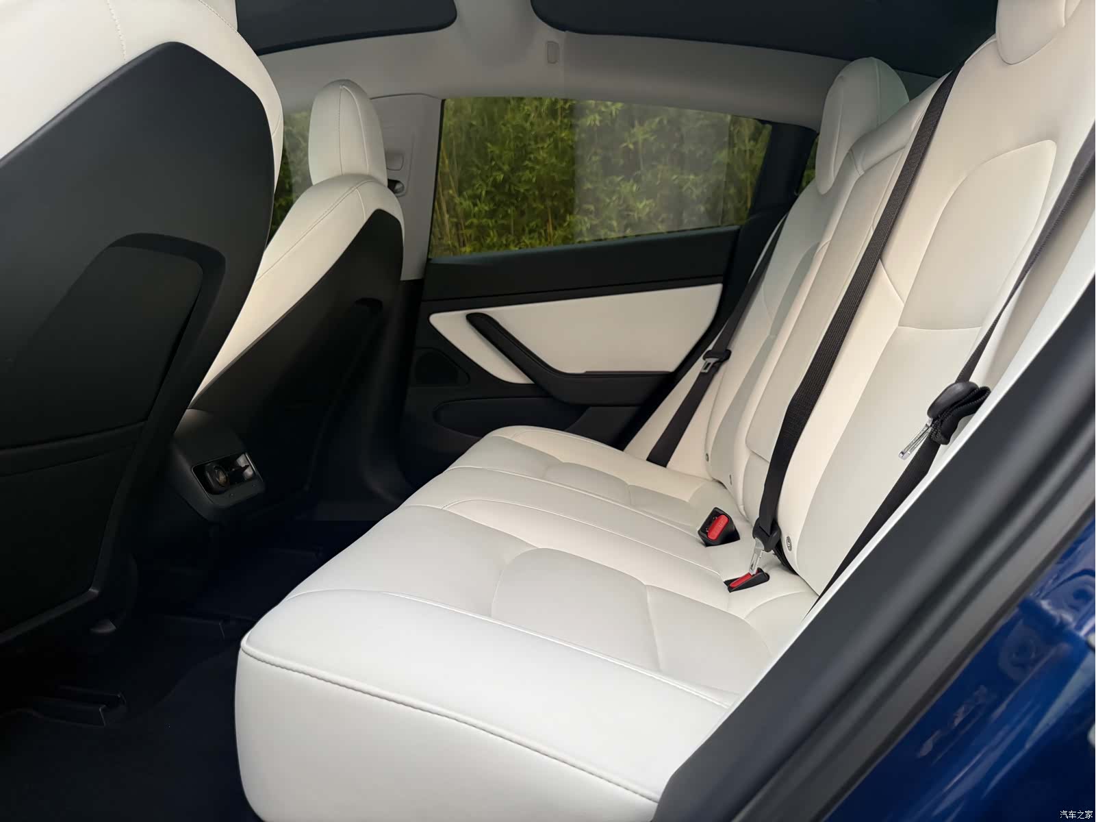 Tesla Model 3, 2020 7