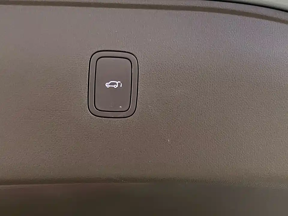 AITO Ask the world M7