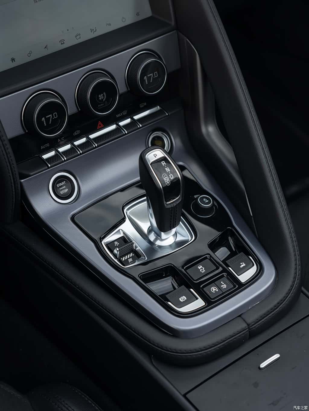 Jaguar F-TYPE, 2018 14