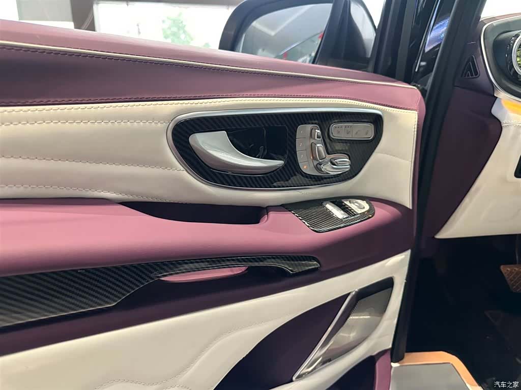 Mercedes-Benz 7, 2026 9