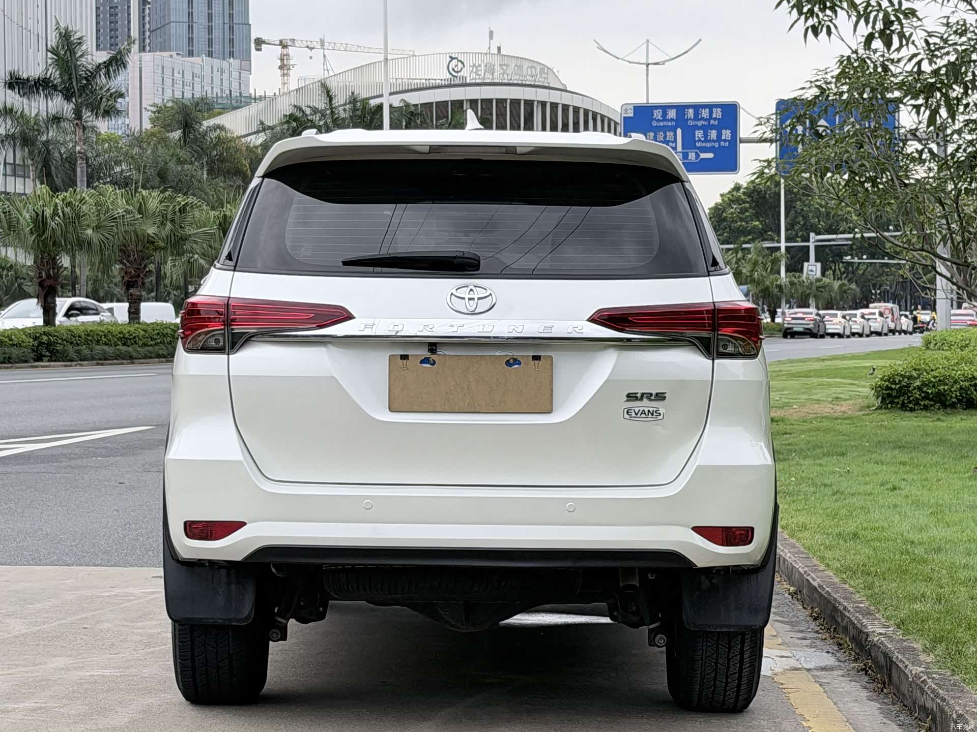Toyota Fortuner, 2017 4
