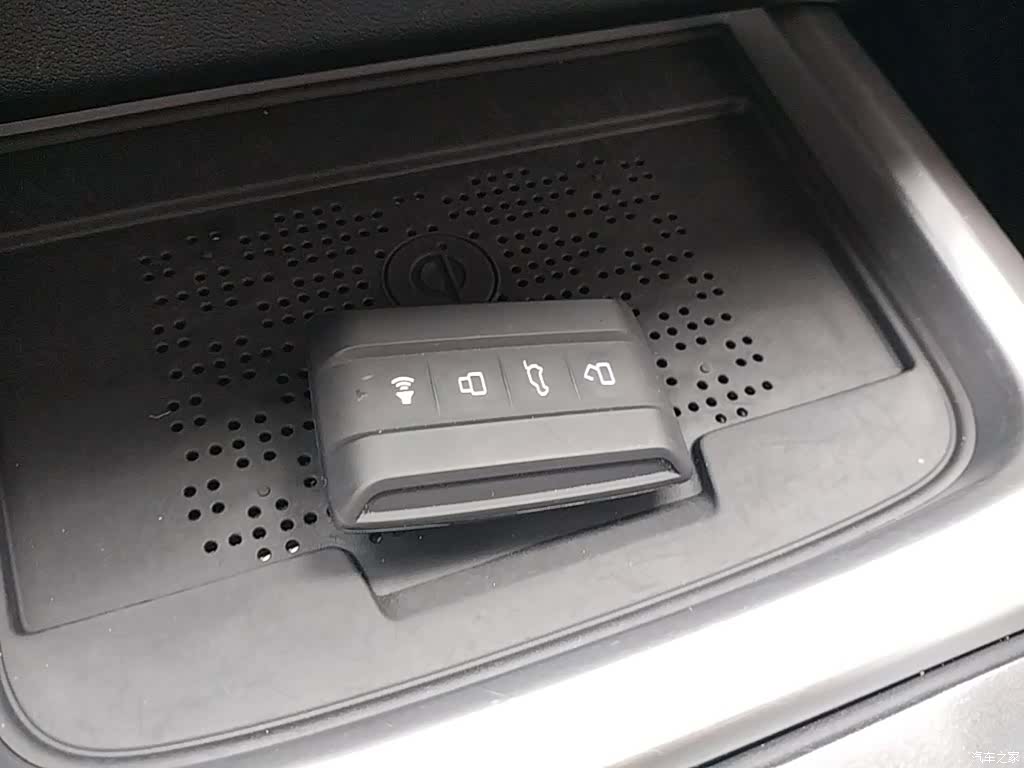 Tank 300, 2024 9