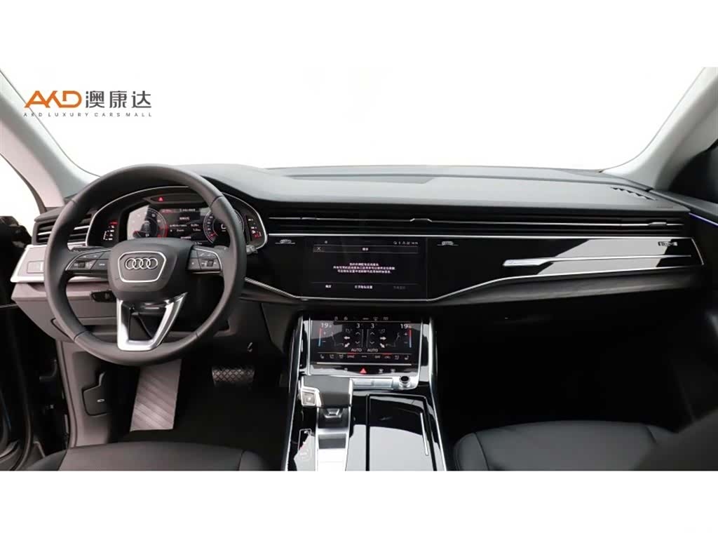 Audi Q8, 2023 все фото