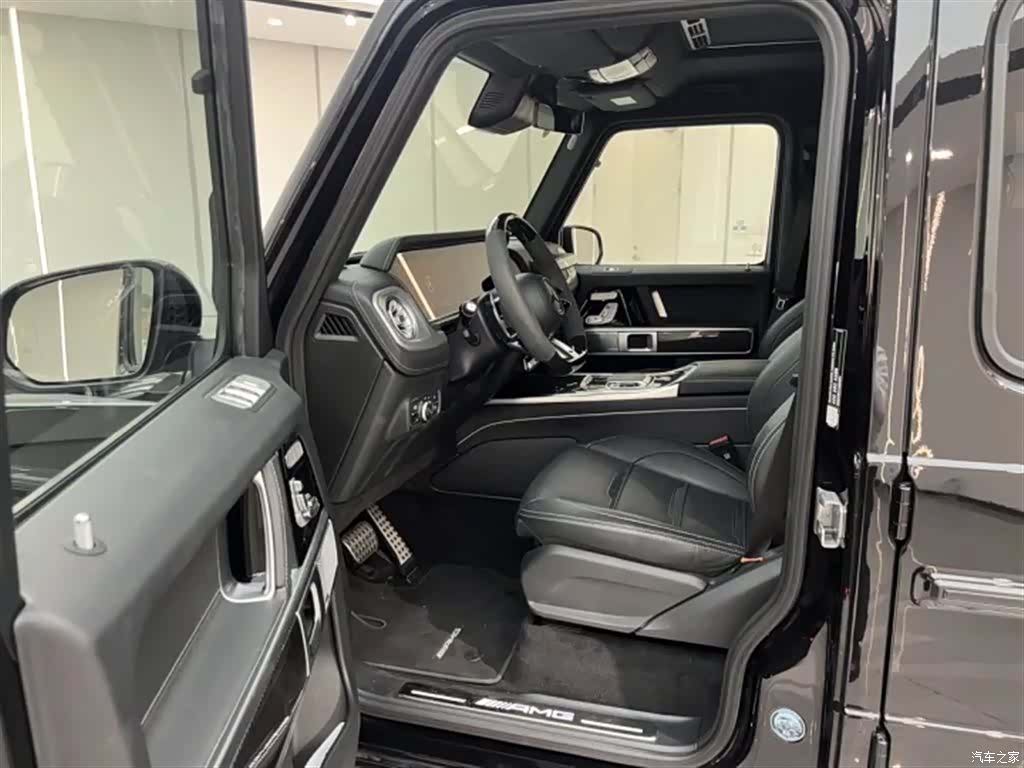 Mercedes-Benz G-Class, 2025 все фото