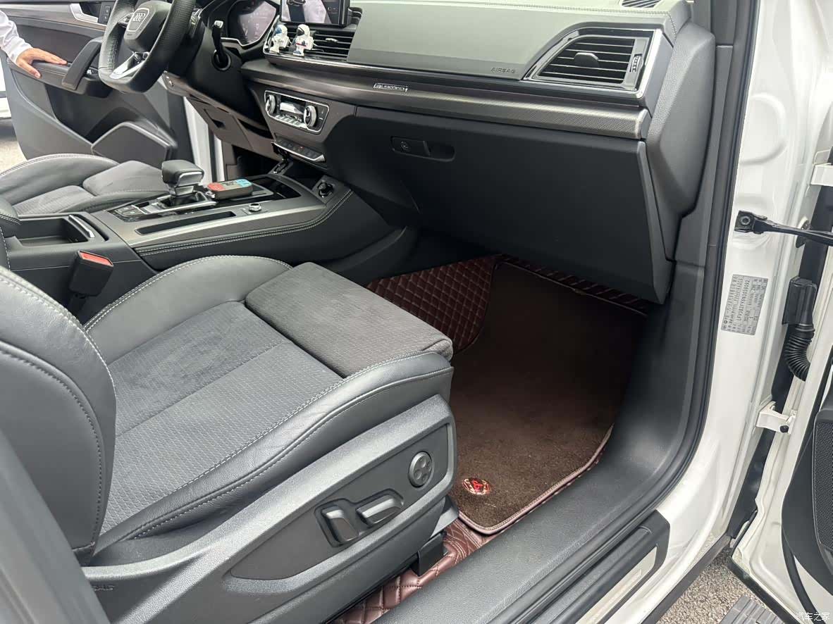 Audi Q5L, 2022 27