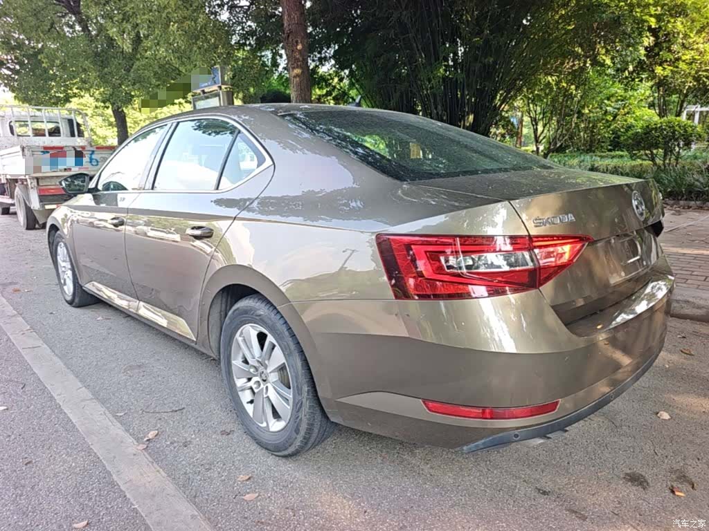 Skoda Superb, 2018 все фото