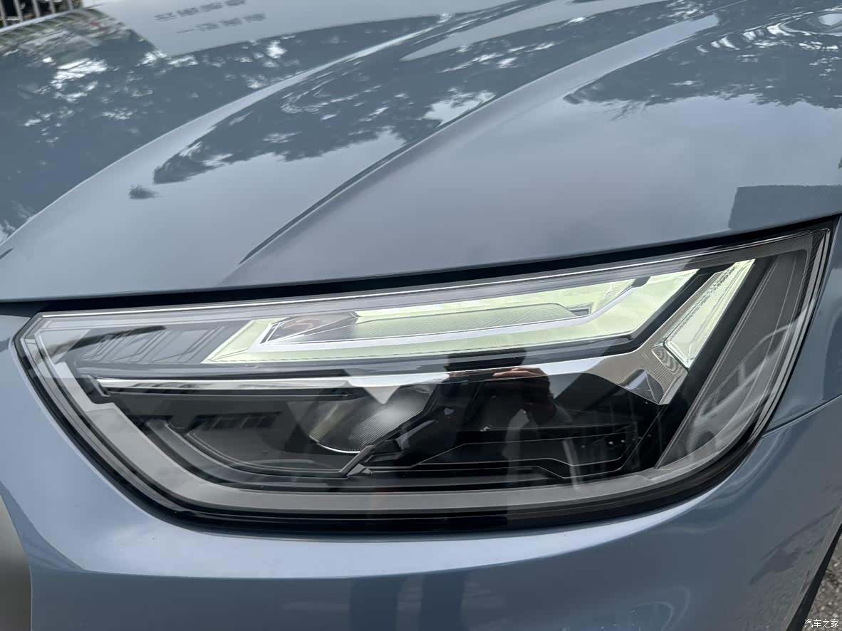 Audi Q5L, 2023 4