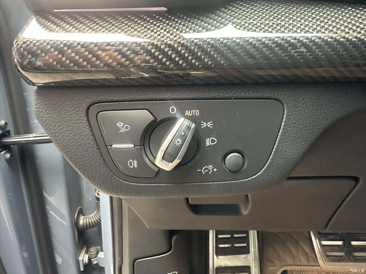 Audi Q5L, 2023 11