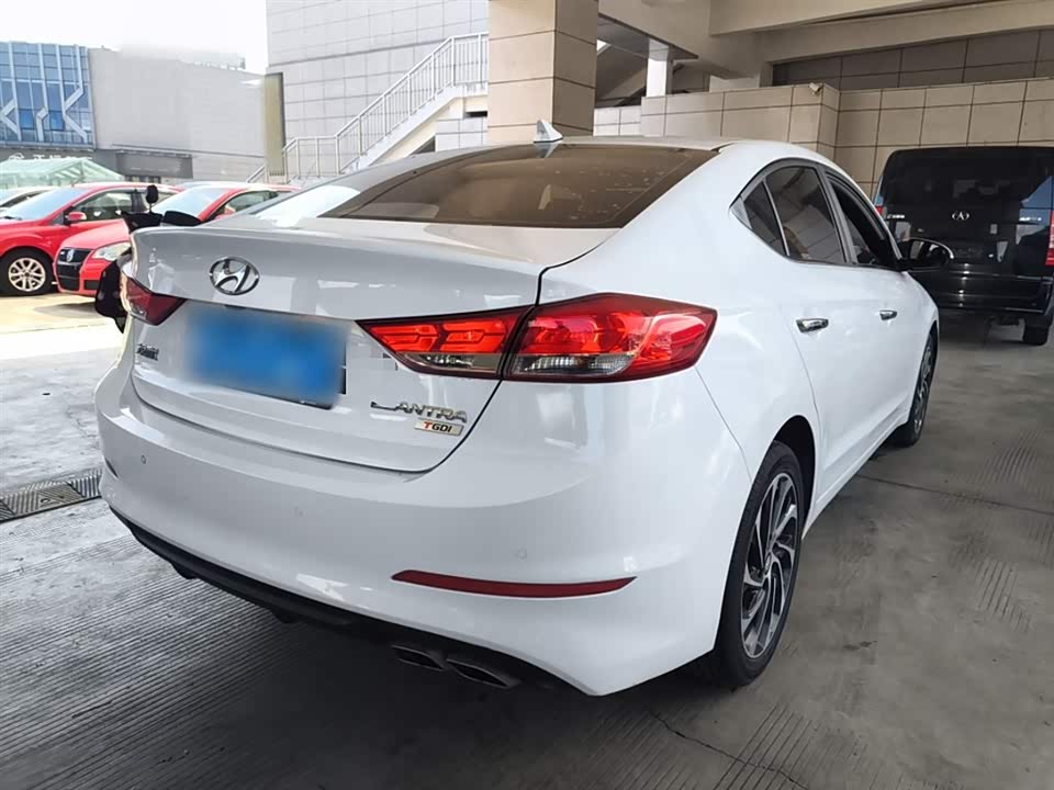 Hyundai Lead