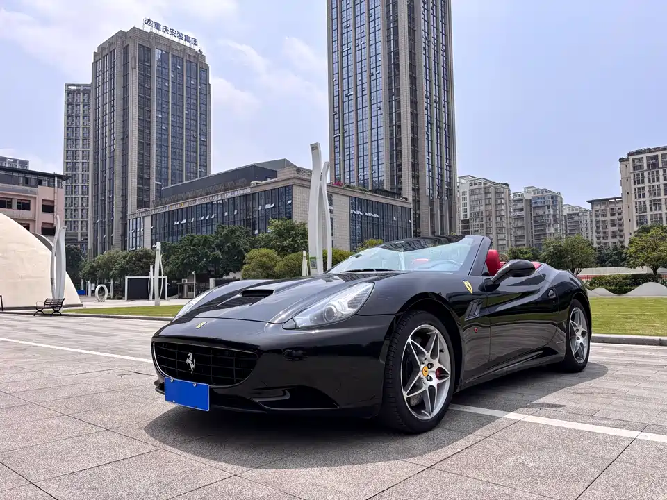 Ferrari California T