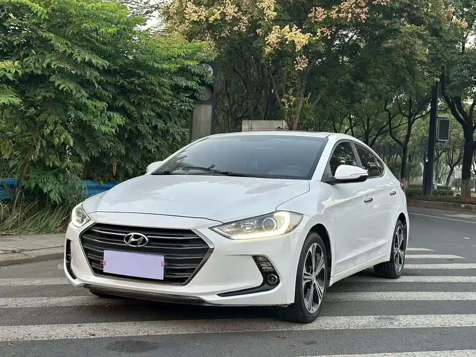 Hyundai Lead