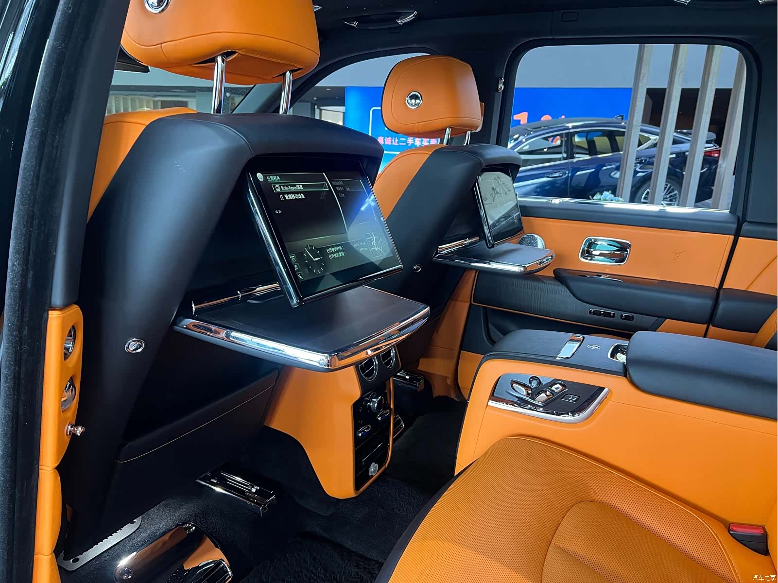 Rolls-Royce Cullinan, 2023 6