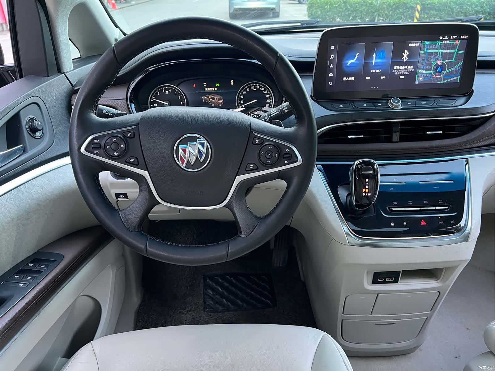 Buick GL8, 2021 6