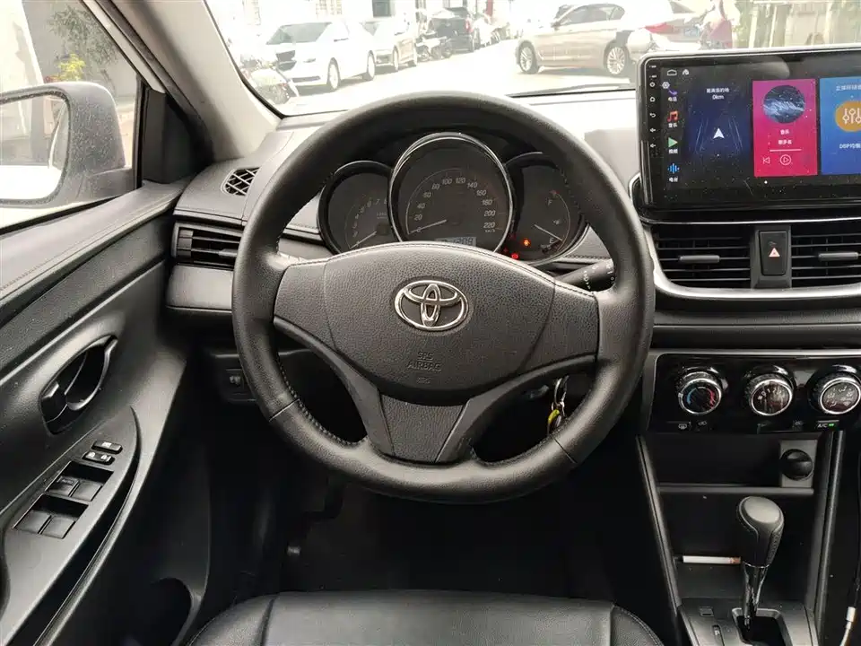 Toyota YARiS L Zhixuan