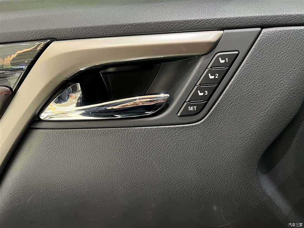 Lexus RX, 2022 19