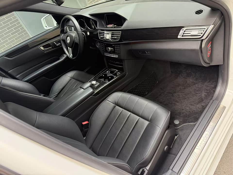 Mercedes-Benz E-class Mercedes-Benz E-class