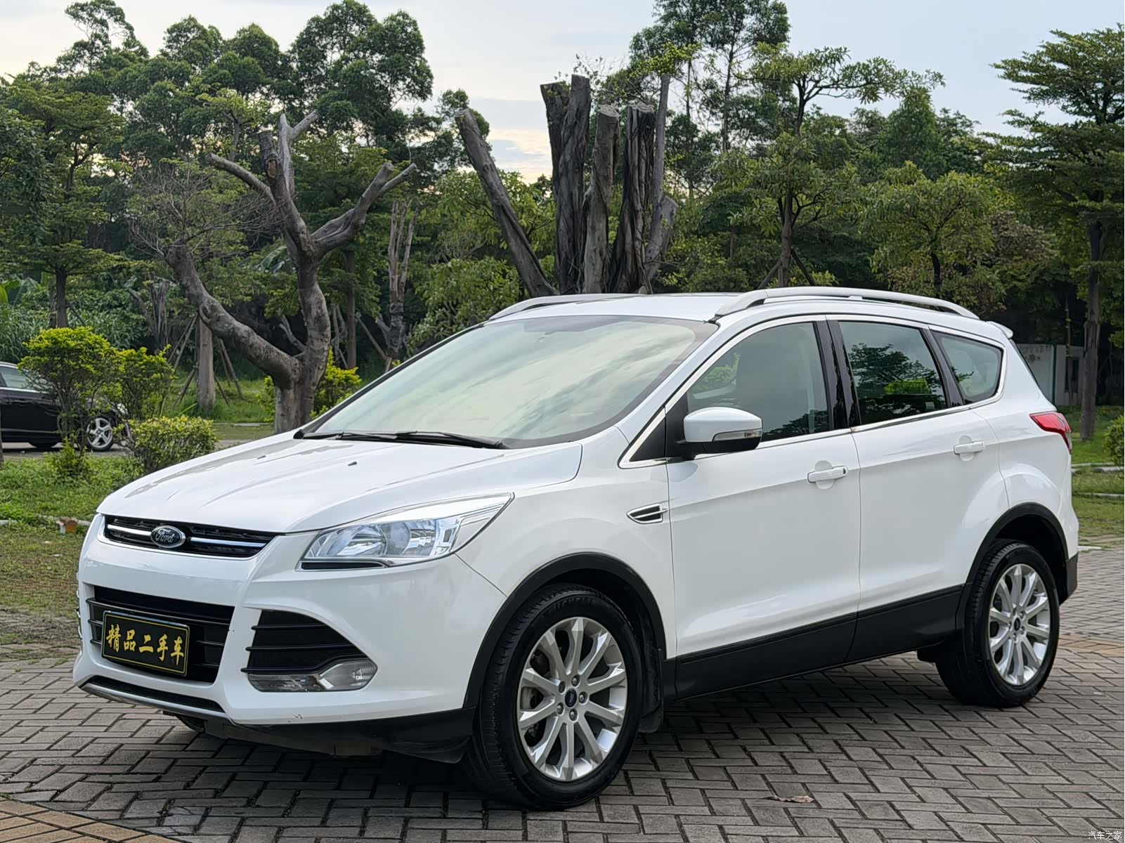 Ford Kuga, 2016 1