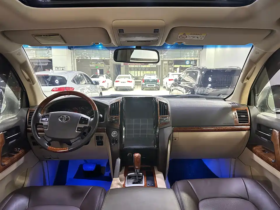 Toyota Land Cruiser Toyota Land Cruiser