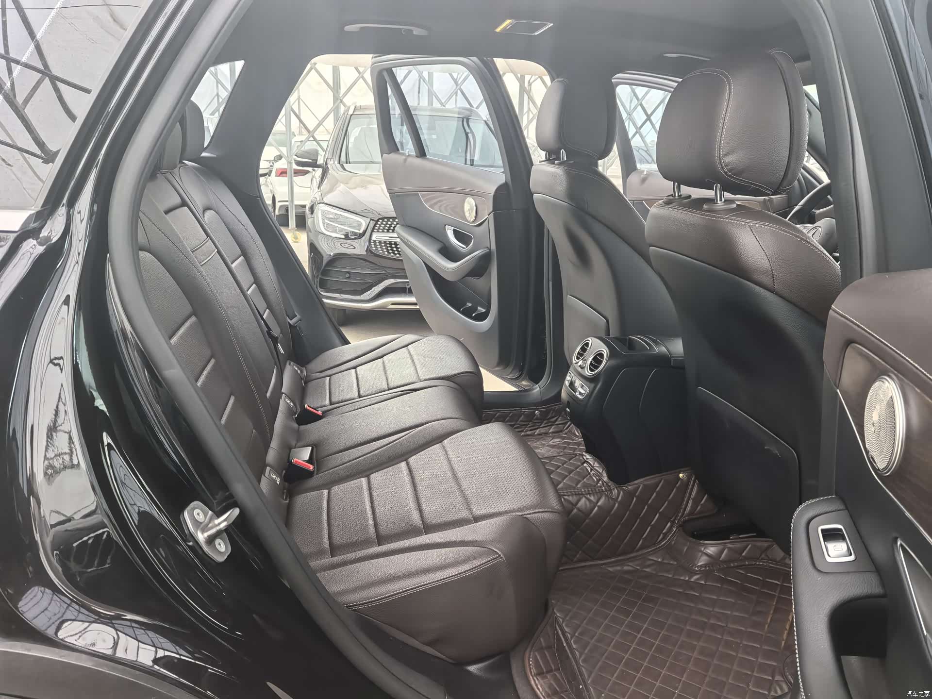 Mercedes-Benz GLC, 2022 16