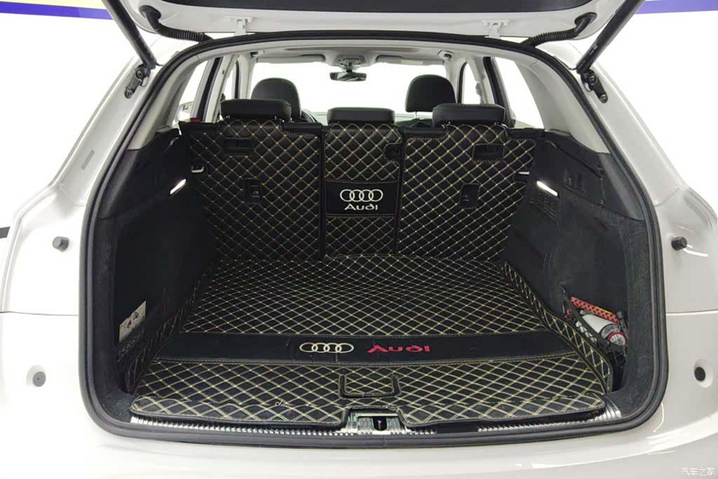 Audi Q5L, 2021 4
