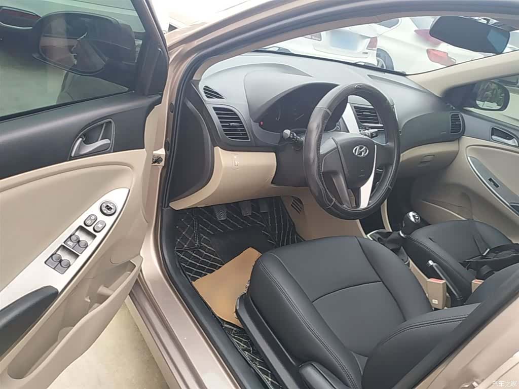 Hyundai GLS, 2015 16