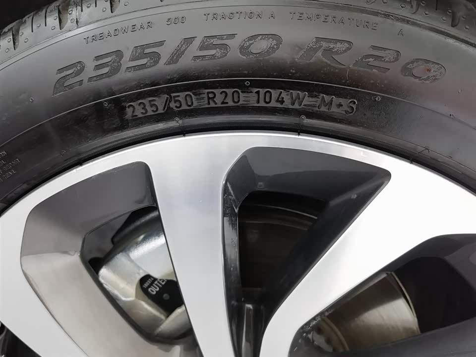 Land Rover Discover sports