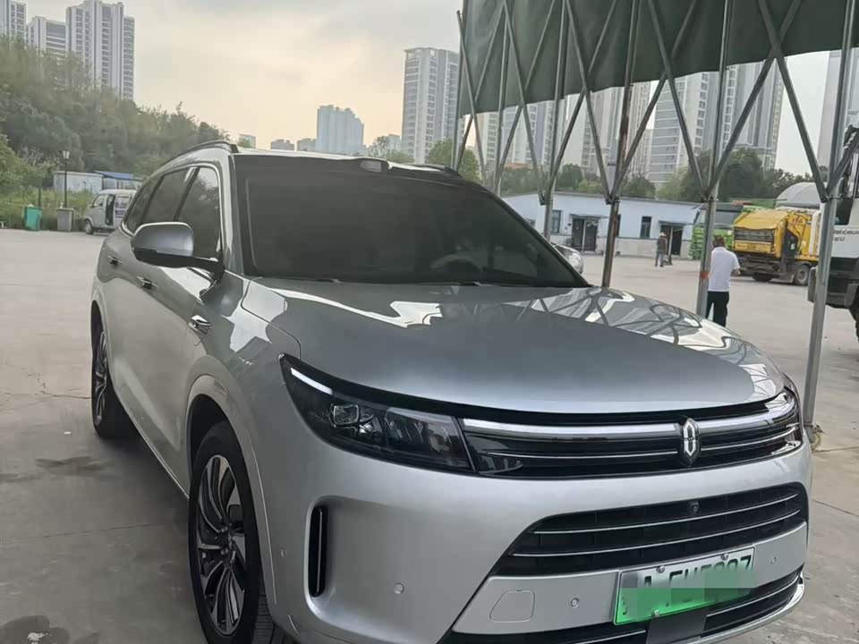 AITO Ask the world M7