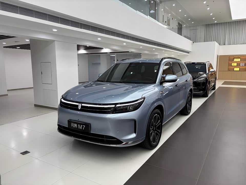 AITO Ask the world M7