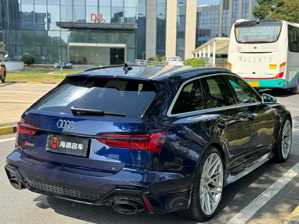 Audi RS 6