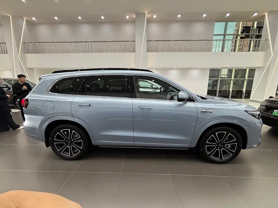 AITO Ask the world M7