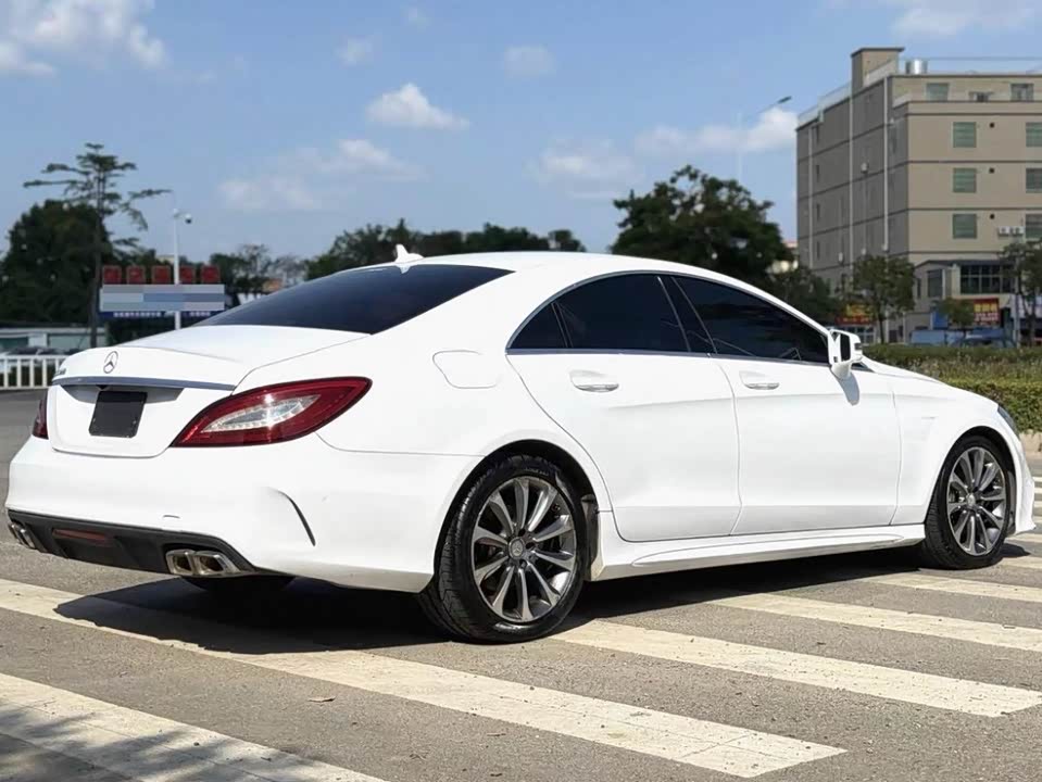 Mercedes-Benz CLS
