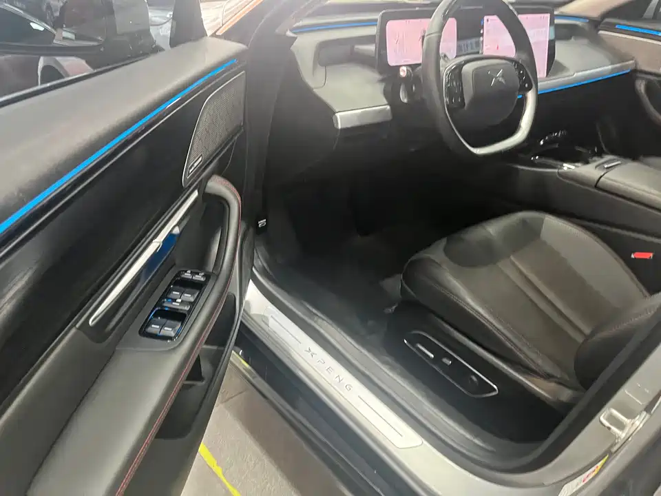 XPENG P7