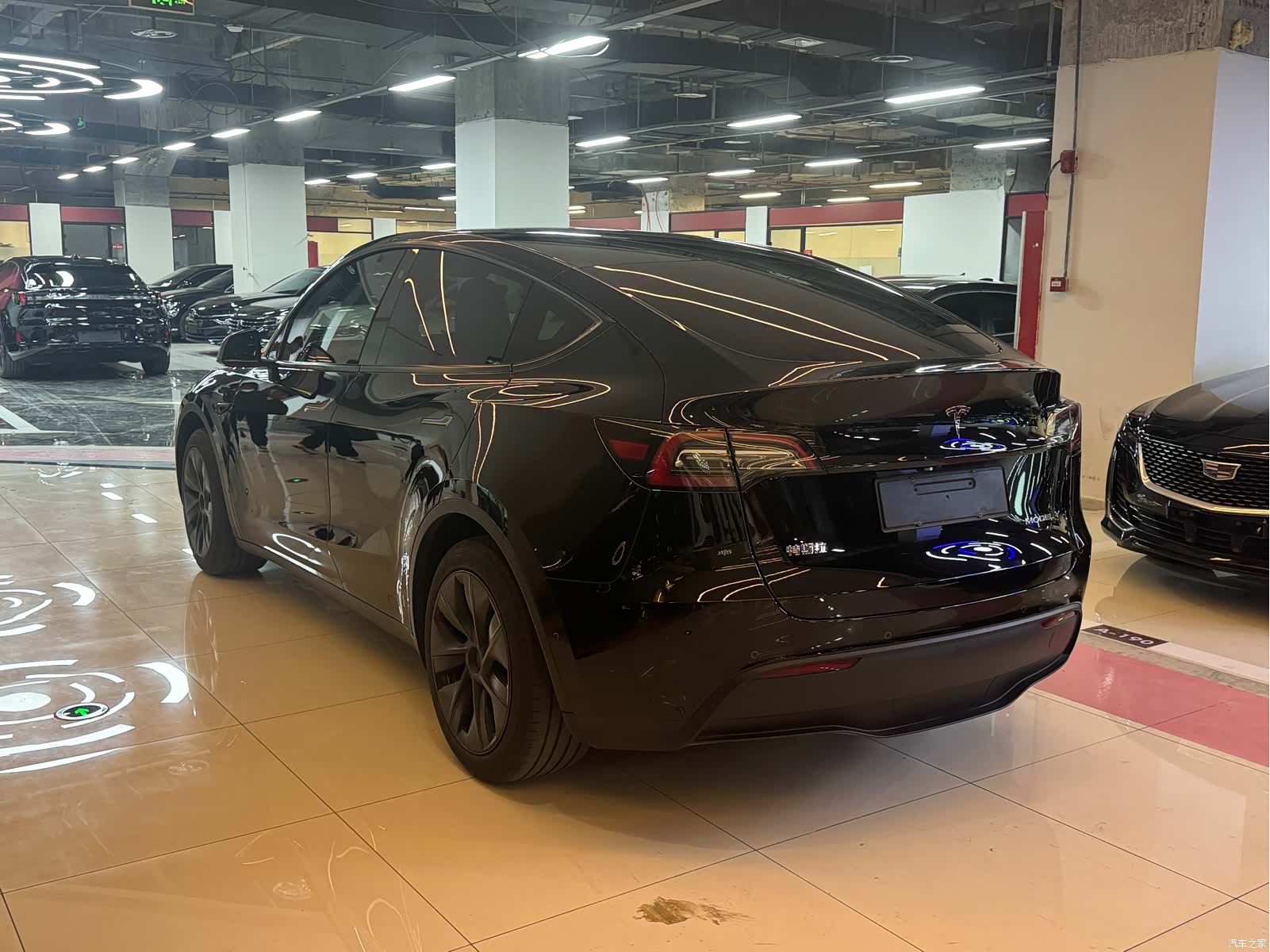 Tesla Model Y, 2024 15