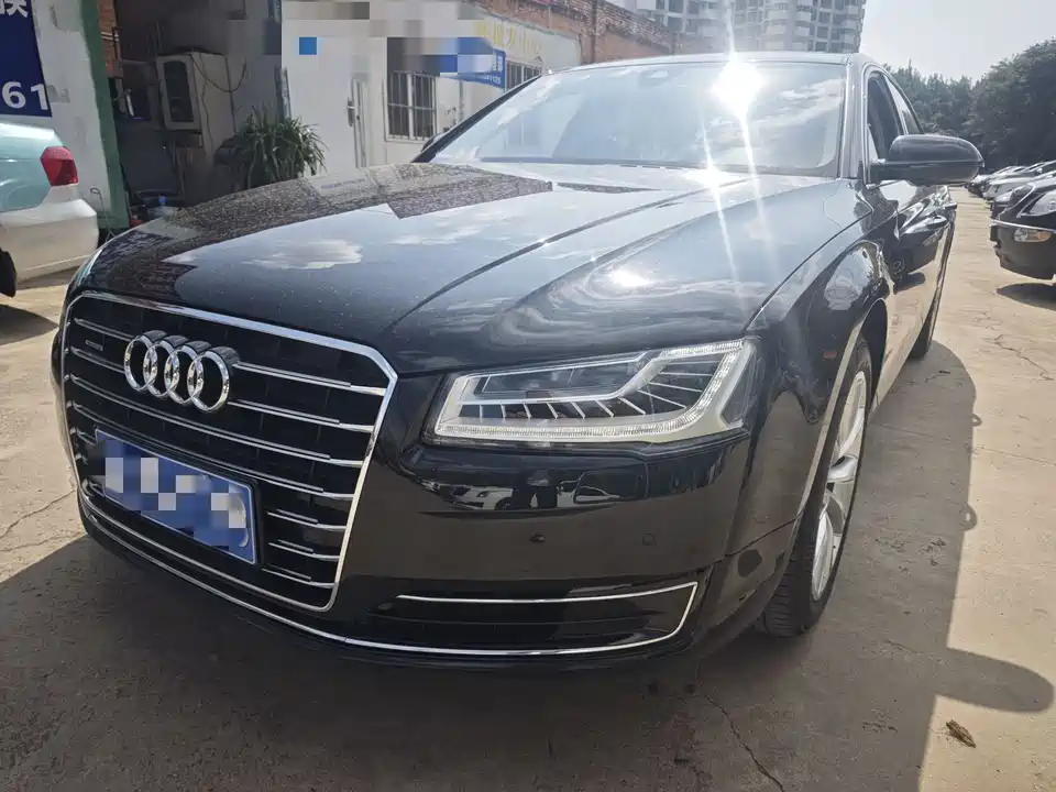 Audi A8