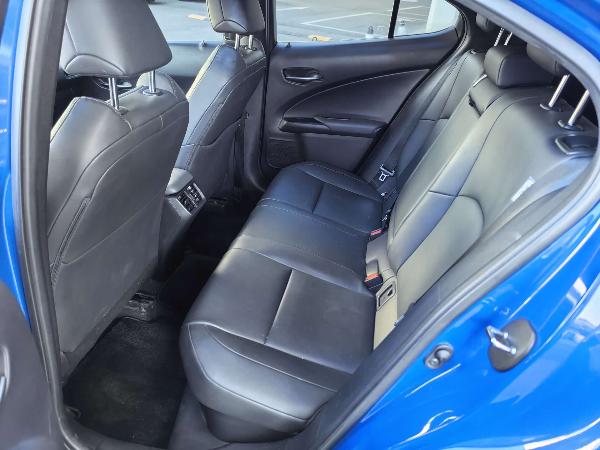 Lexus UX, 2020 9
