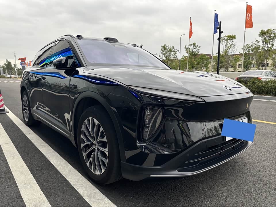 NIO ES6