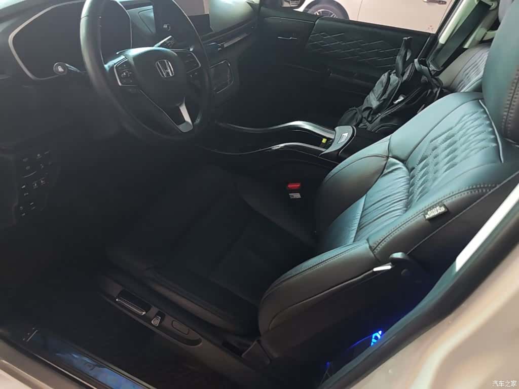 Honda Elysion, 2023 15